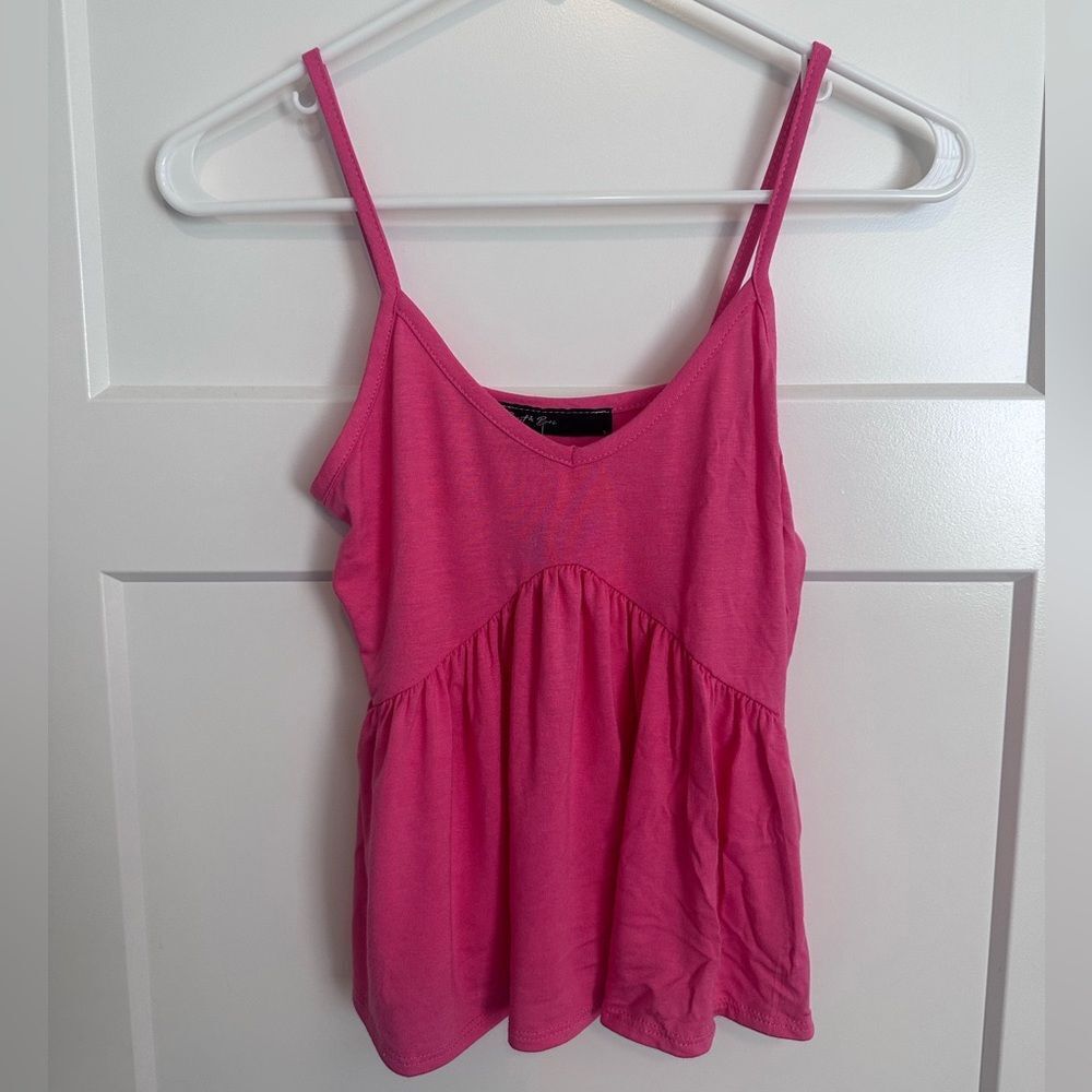 Pink ruffled crop top, spaghetti strap, V neck, pink, women’s size small, NWT